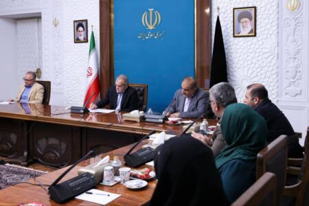 دیدار رئیس جمهور دکتر مسعود پزشکیان با اعضای کمیسی...